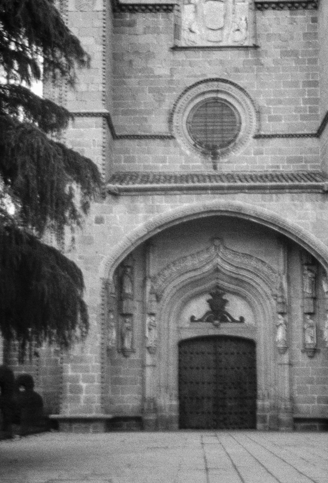  Royal Monastery of St. Thomas, a monastery of the Catholic Monarchs of Spain in Gothic style in Ávila, Spain.  (c) pmartinasi