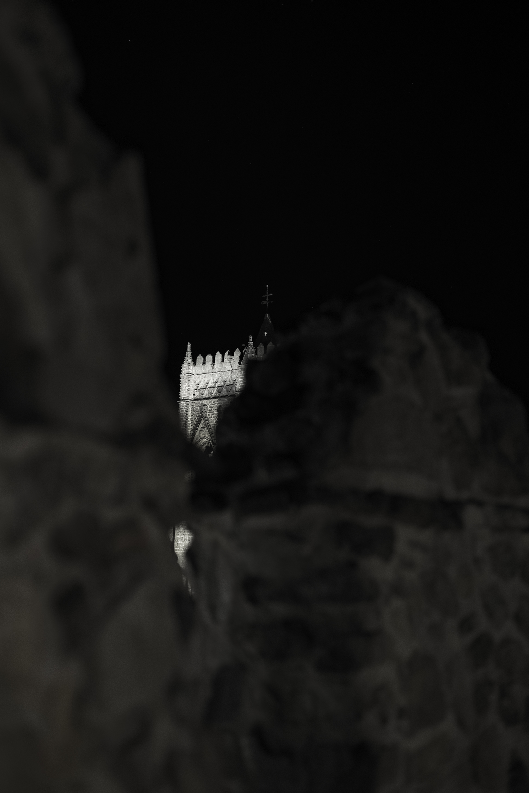  Heritage Night at the rampart wall of Ávila - Cultural event with free evening visits, guided tours, and heritage experiences in Spain’s UNESCO World Heritage Cities. September 2025. (c) pmartinasi