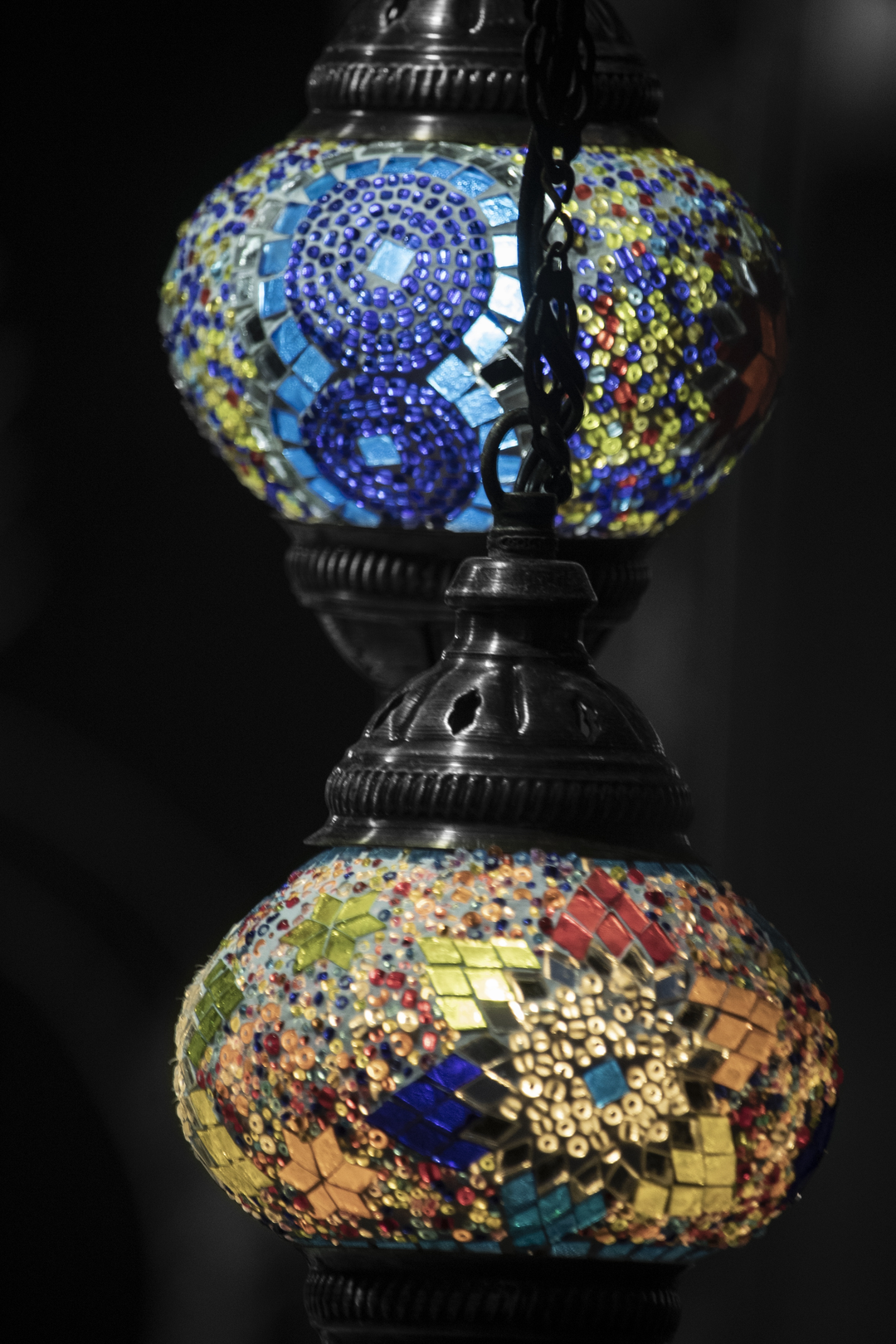 Arab glass lamps (c) pmartinasi