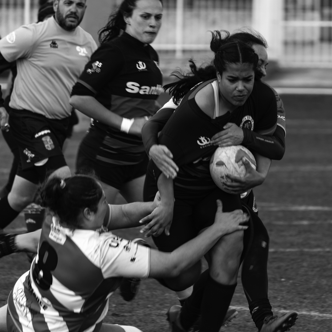 Female rugby match (c) pmartinasi