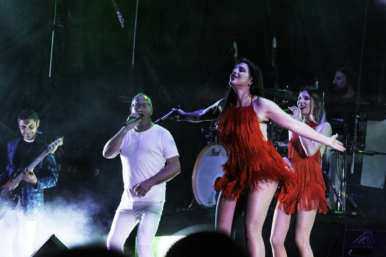 La Luna Band's singers performing on San Jose Obrero's feast night (c) pmartinasi 