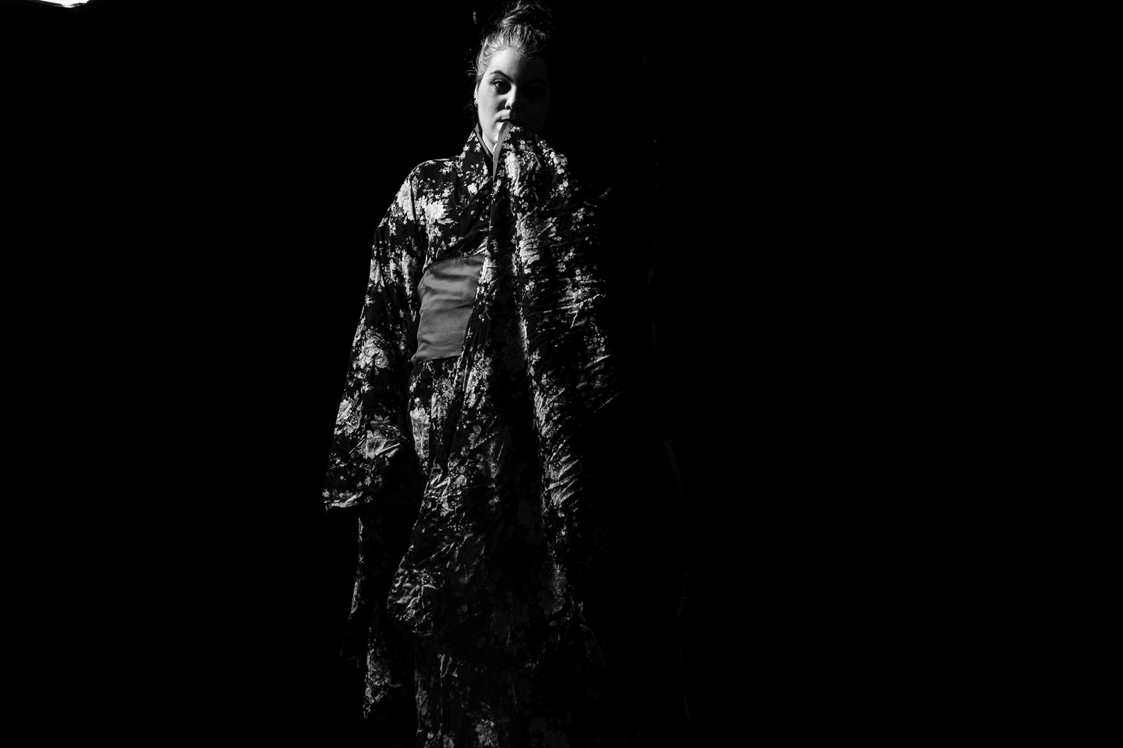 Portrait of a woman in kimono, on a photography session (c) pmartinasi