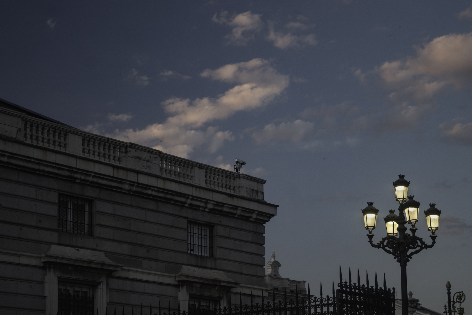 Madrid's Royal Palace at sunset (c) pmartinasi 