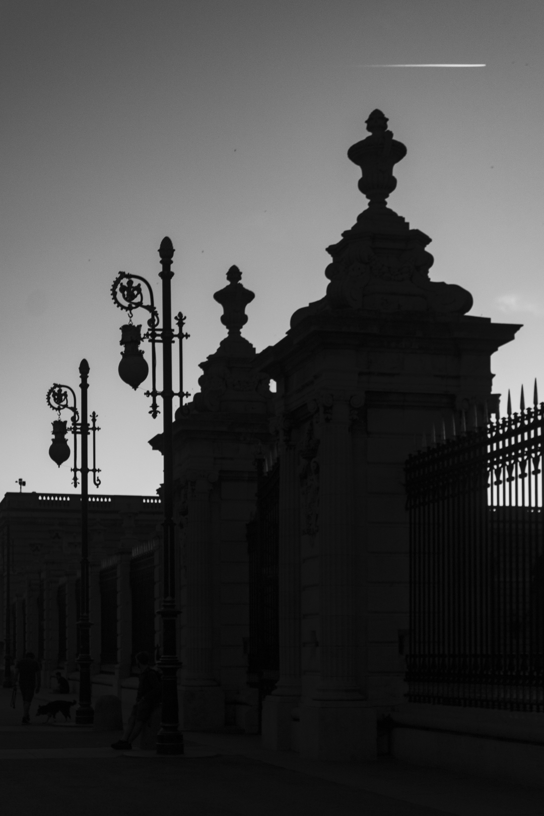Madrid's Royal Palace at sunset (c) pmartinasi 