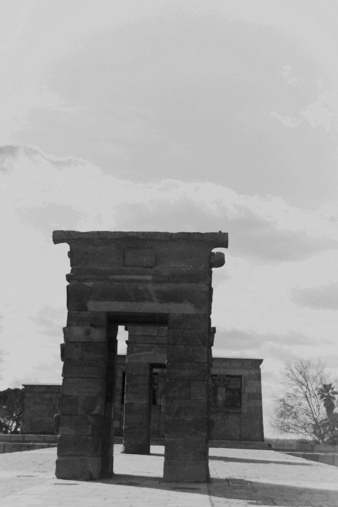  Arches of the Temple of Debod, at Madrid (c) pmartinasi