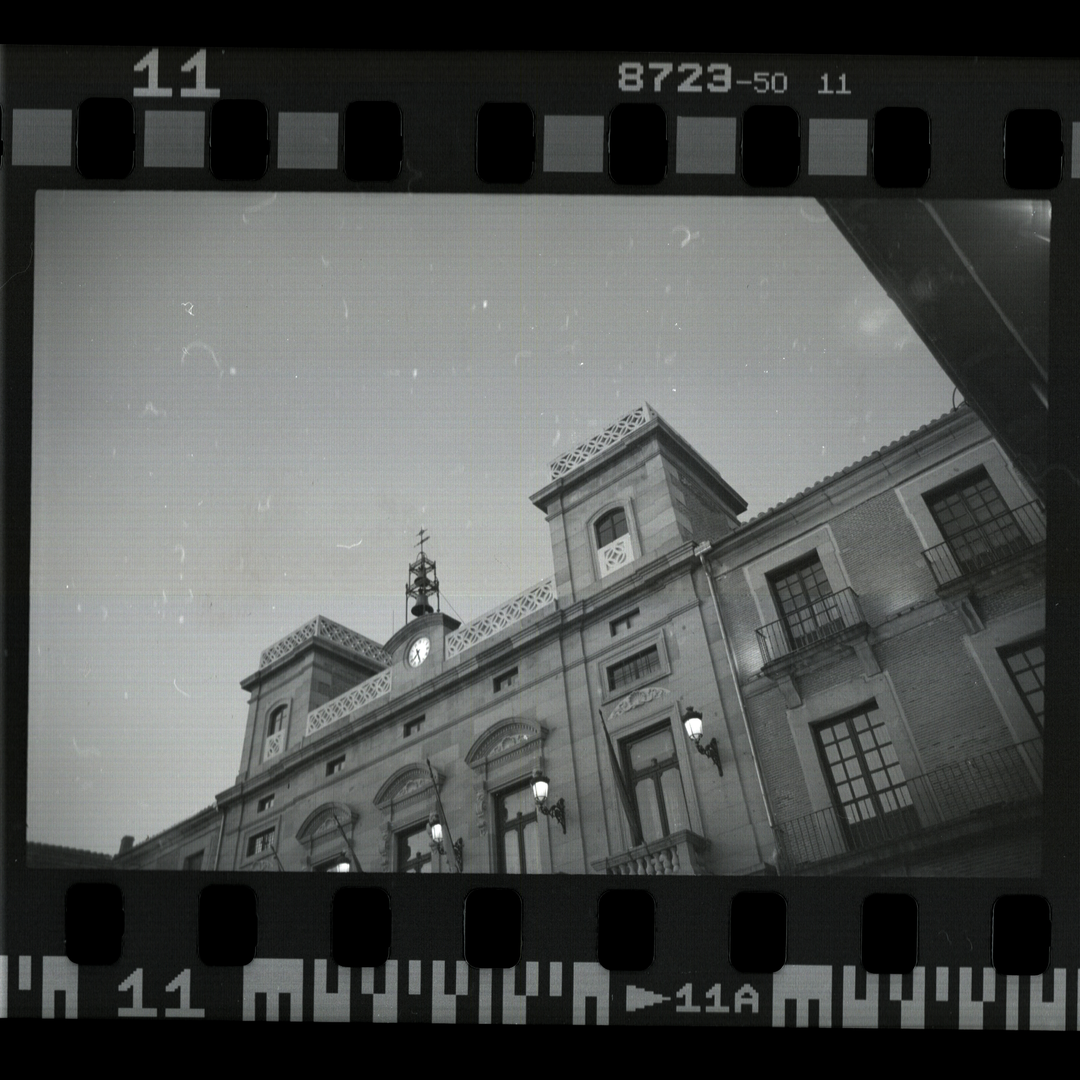 Main square of Avila, on a 35mm strip (c) pmartinasi