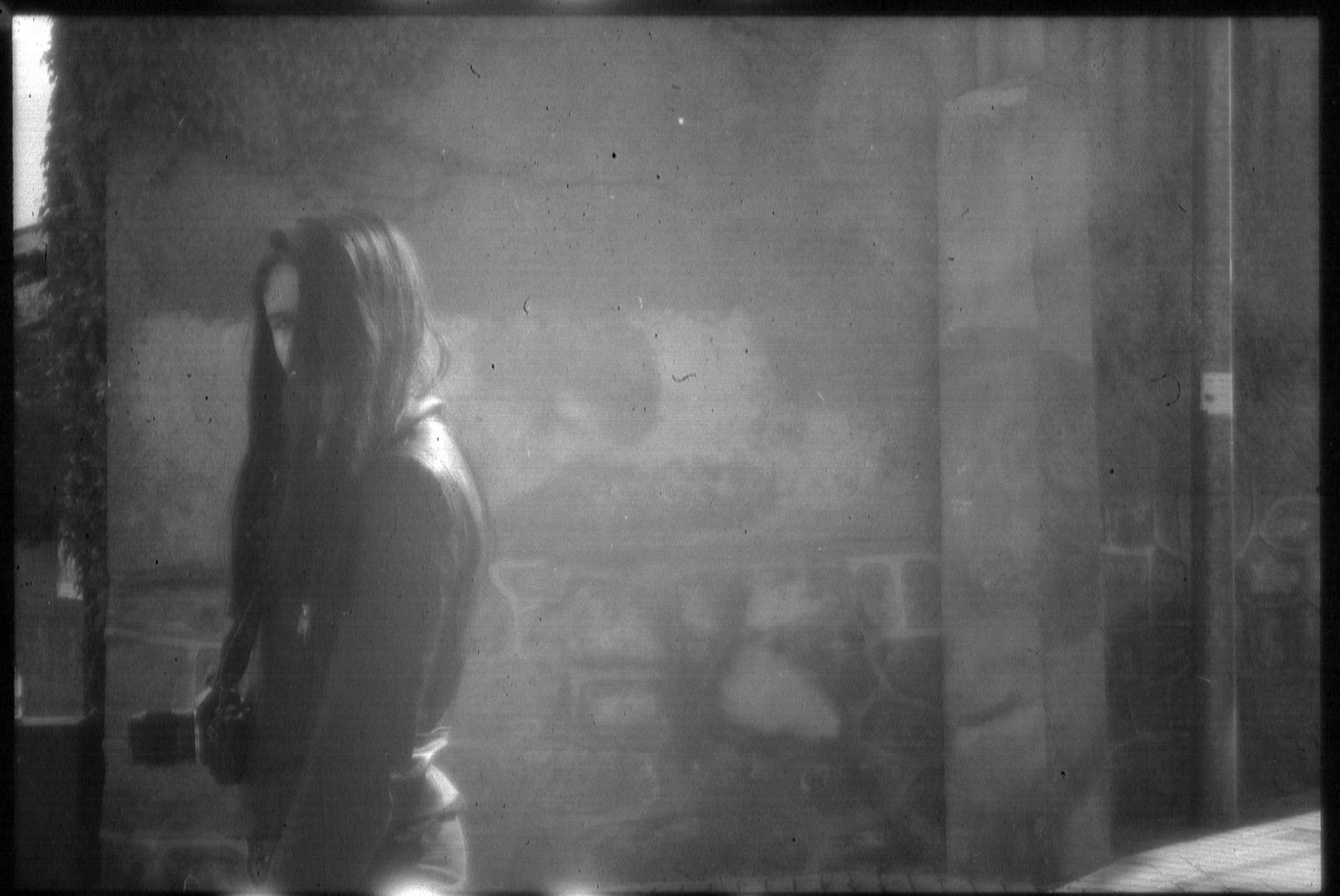 Street photography of a girl (c) pmartinasi