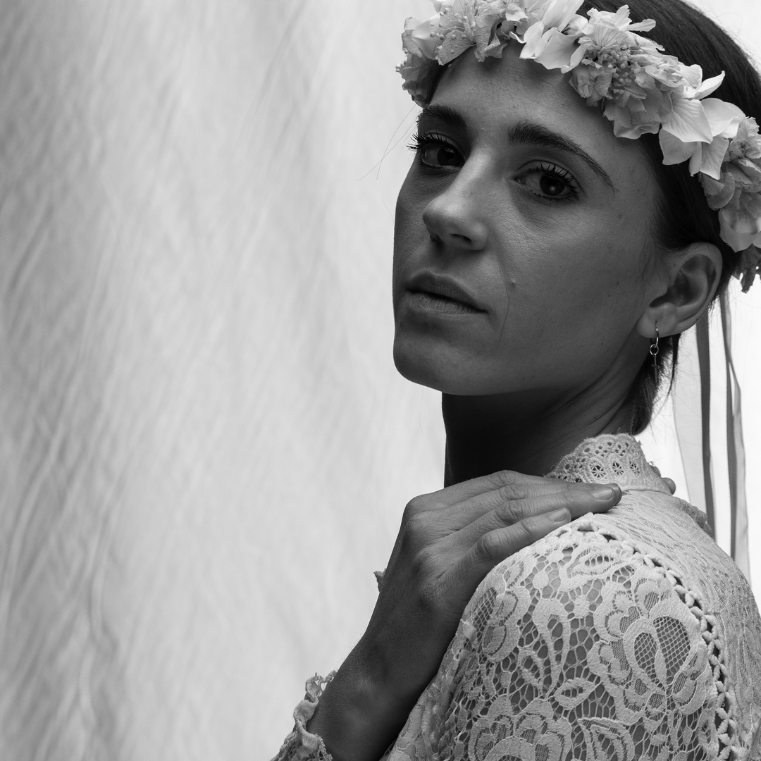  High key portrait workshop, at AFA headquarters, lead by @luis_s_schmitt_fotografia; model: @mteresalp (c) pmartinasi