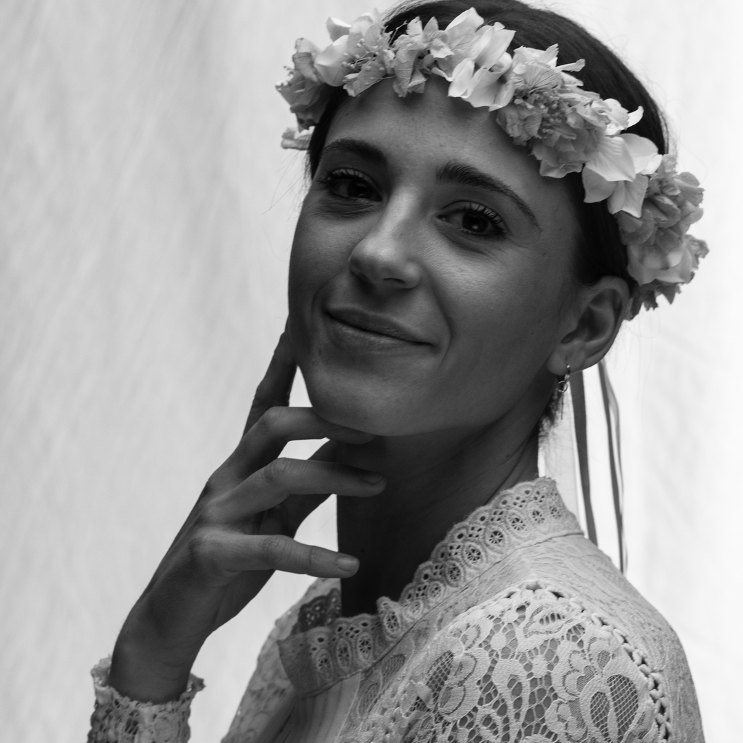  High key portrait workshop, at AFA headquarters, lead by @luis_s_schmitt_fotografia; model: @mteresalp 