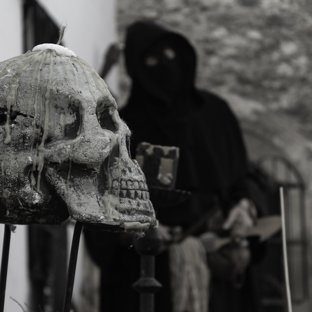 Haunted alley, full of stinkers, in the medieval market and fair of Oropesa, Toledo, Spain. (c) pmartinasi