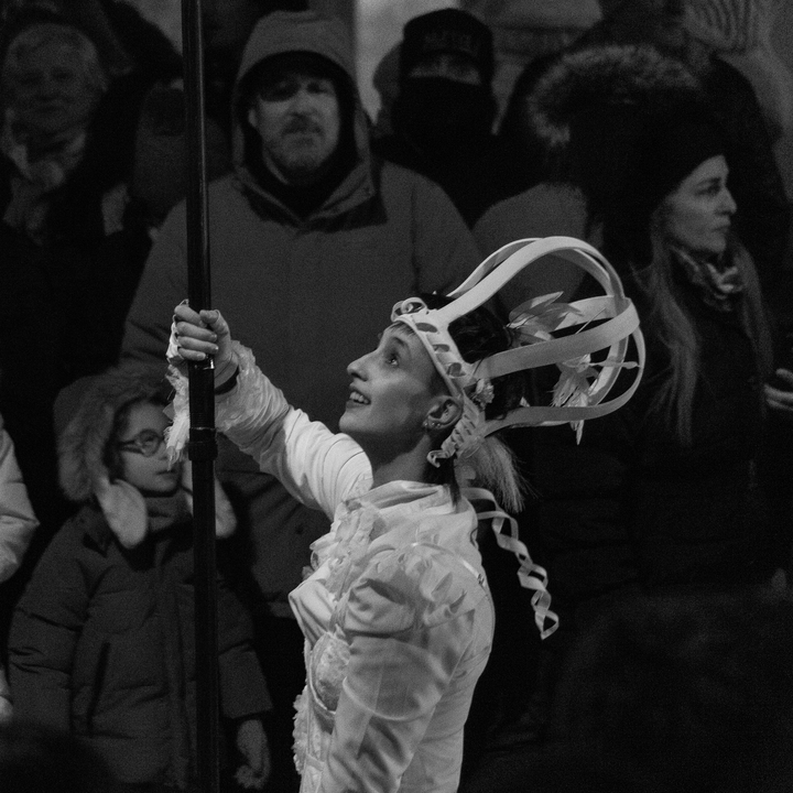  Night scene of performers dressed in white costumes during the Three Wise Men Parade 2026 in Ávila, Spain, as they move through the streets before a gathered crowd, highlighting the festive, artistic and cultural spirit of Epiphany. January 2026. (c) pmartinasi