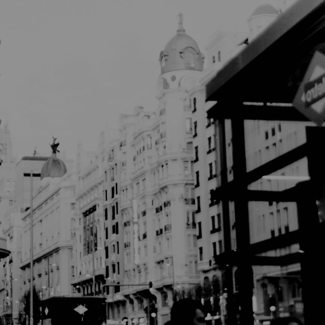  Callao Square on a daily moment, on a 35mm camera (c) pmartinasi