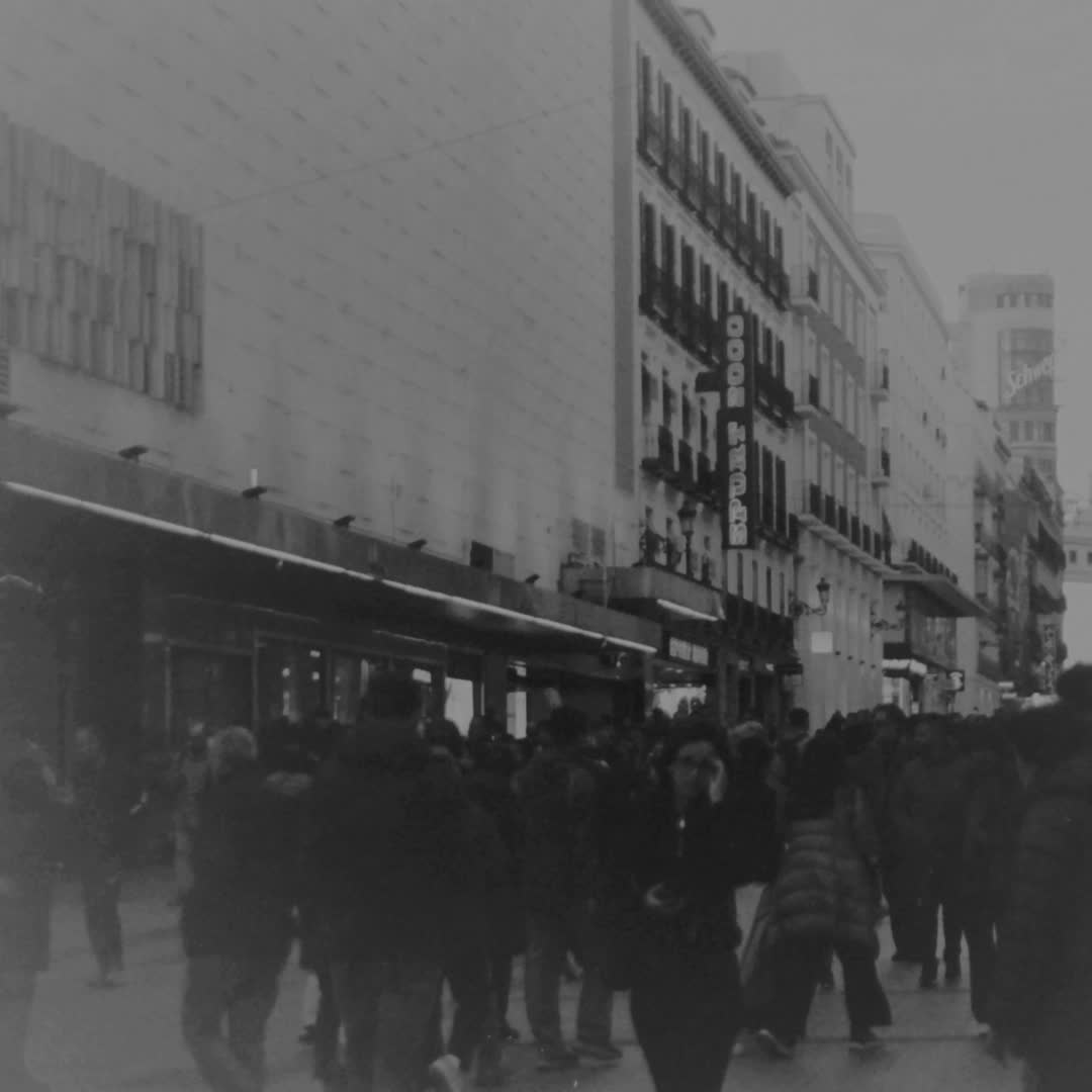  Views of Callao Square from Preciados Street (c) pmartinasi